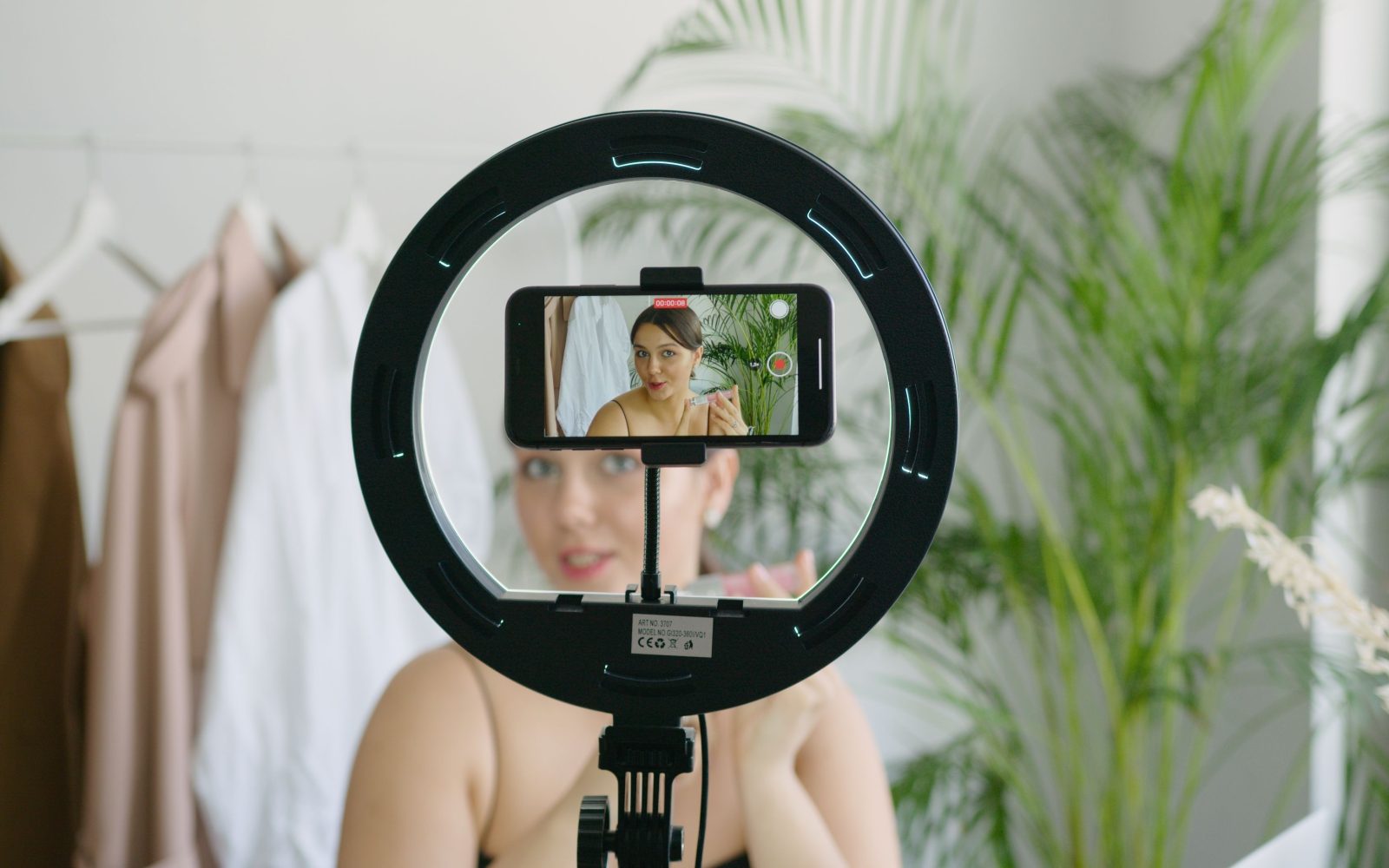 Comment faire connaître ta chaîne YouTube quand tu démarres ?
