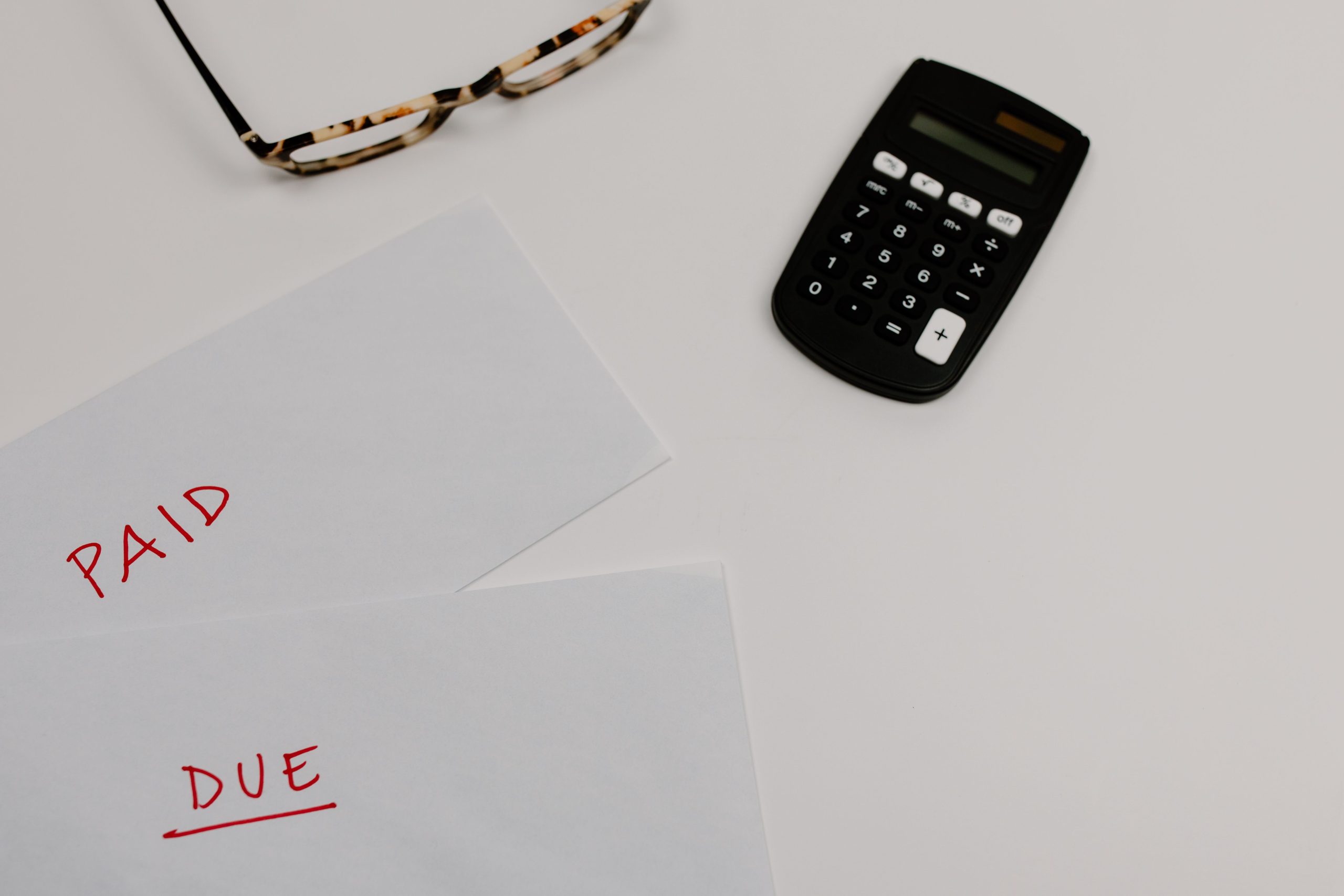 Documents financiers payé et dû calculatrice